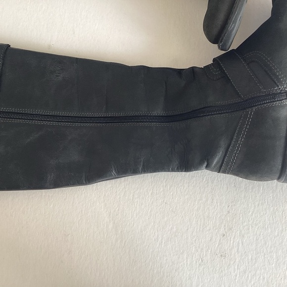 Clarks side zip low block heel leather moto style black boots with buckles 7 Med - Picture 5 of 16